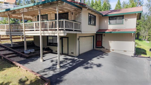 13010 Wells Fargo Dr, Groveland, CA 95321