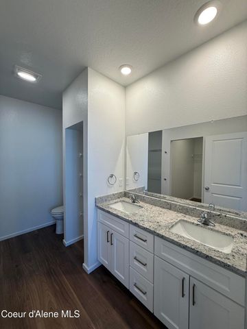 5330 E Antares Ln, Post Falls, ID 83854