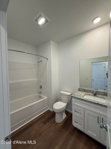 5330 E Antares Ln, Post Falls, ID 83854