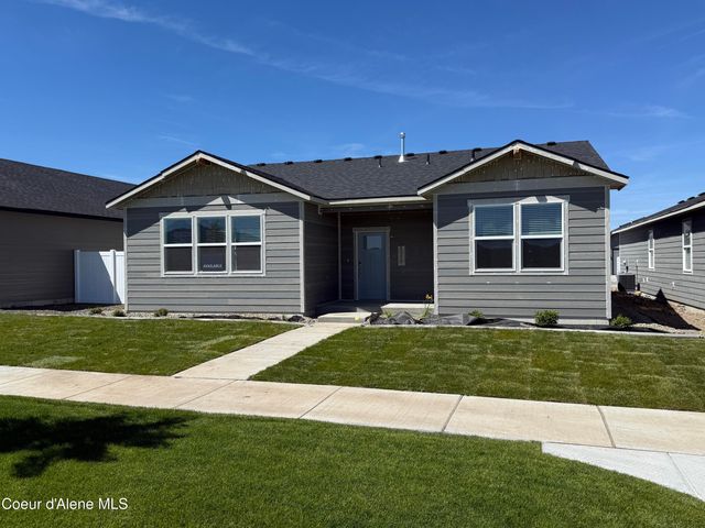 5330 E Antares Ln, Post Falls, ID 83854