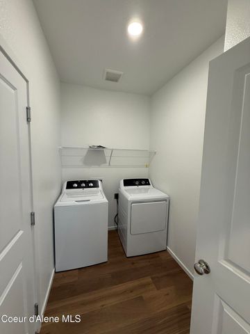 5330 E Antares Ln, Post Falls, ID 83854