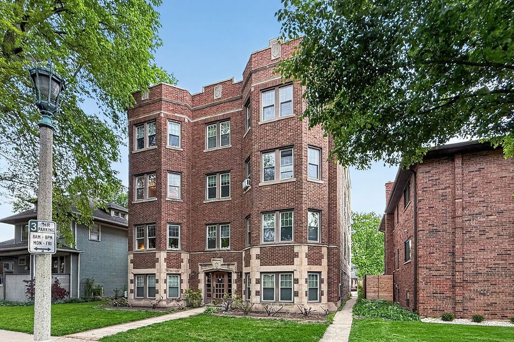 814 S MAPLE Avenue 2N, Oak Park, IL 60304