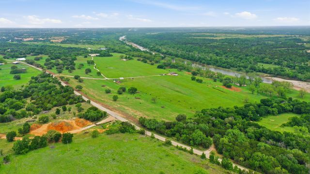 10501-7 Mitchell Bend Court, Granbury, TX 76048