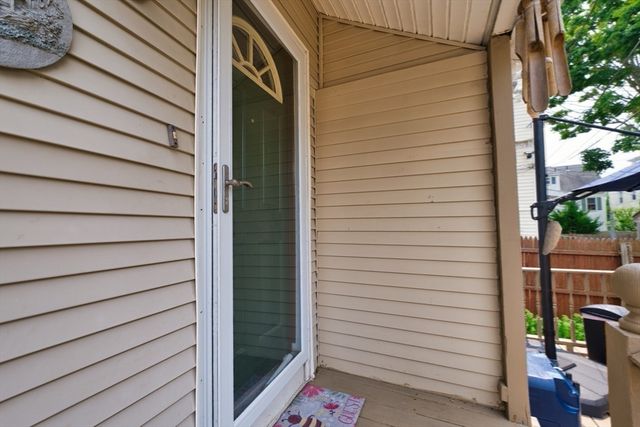 467 Brock Ave, New Bedford, MA 02744