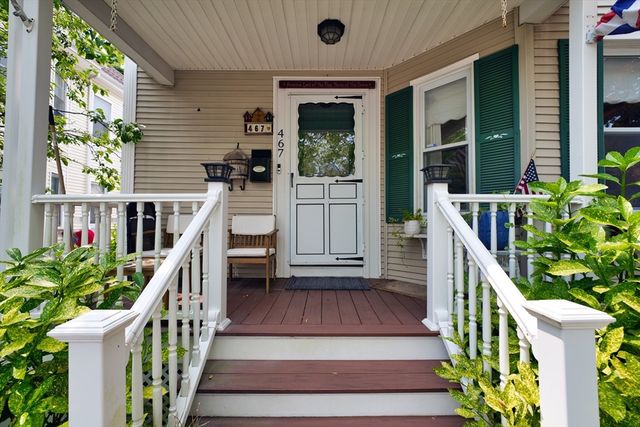 467 Brock Ave, New Bedford, MA 02744