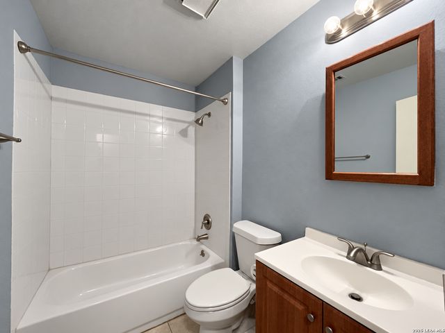 12108 Stoney Spur, San Antonio, TX 78247