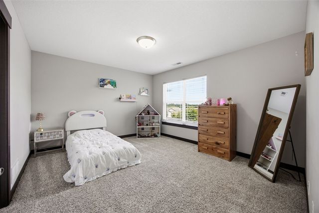 3509 Pioneer Avenue SE, Cedar Rapids, IA 52403