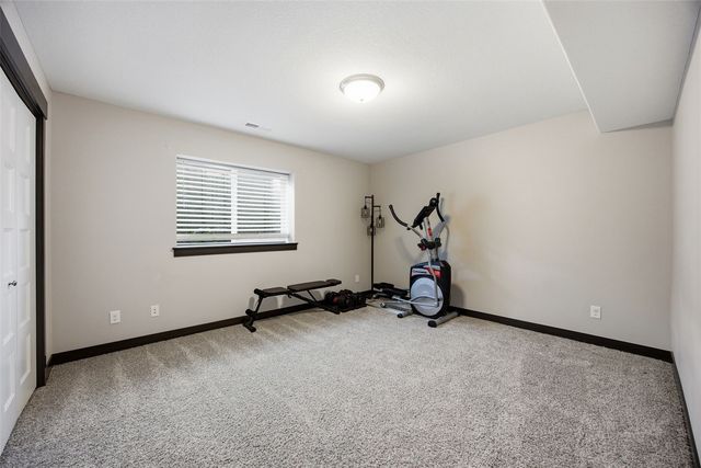 3509 Pioneer Avenue SE, Cedar Rapids, IA 52403