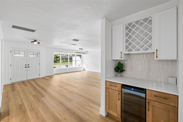 13310 GOLF CREST CIRCLE, Tampa, FL 33618