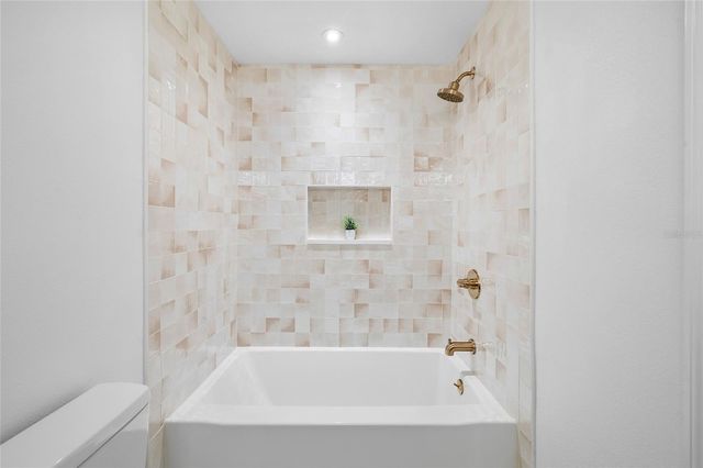 13310 GOLF CREST CIRCLE, Tampa, FL 33618