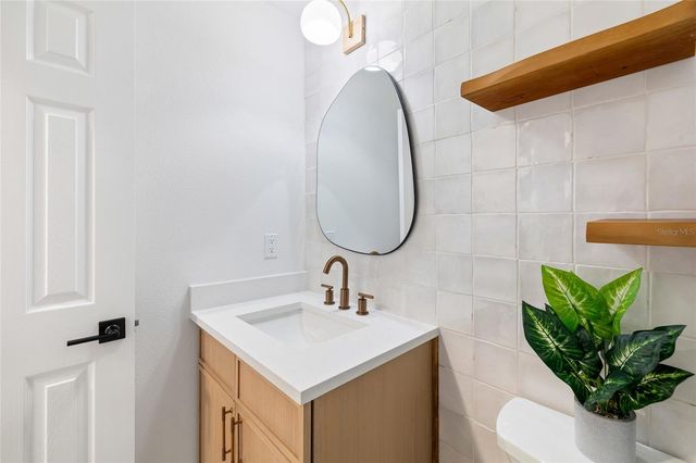 13310 GOLF CREST CIRCLE, Tampa, FL 33618