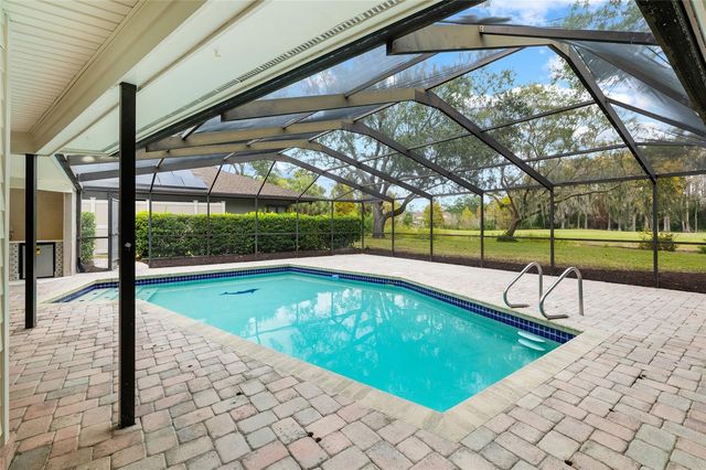 13310 GOLF CREST CIRCLE, Tampa, FL 33618