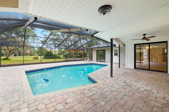 13310 GOLF CREST CIRCLE, Tampa, FL 33618