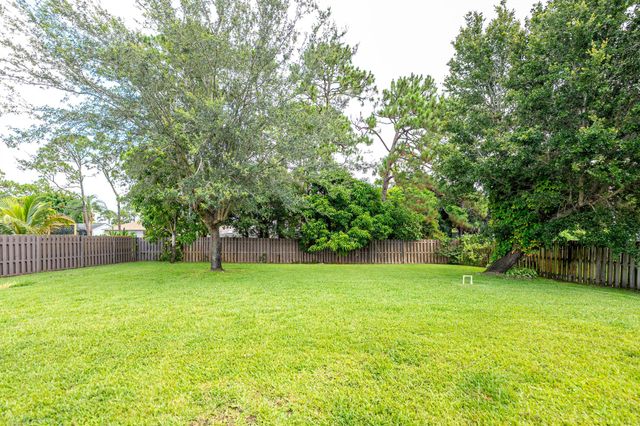 1571 SW Delos Avenue, Port St Lucie, FL 34953