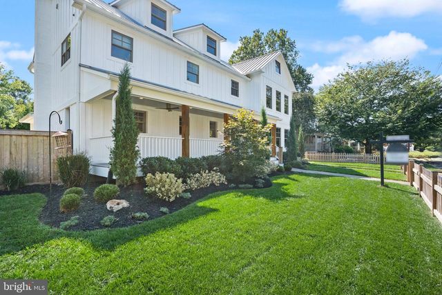 6032 28TH ST N, Arlington, VA 22207