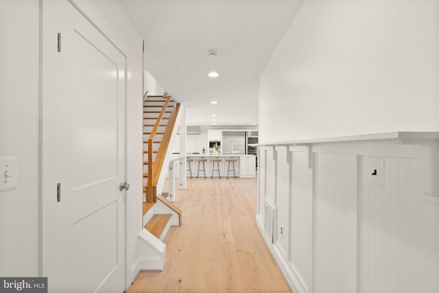 6032 28TH ST N, Arlington, VA 22207