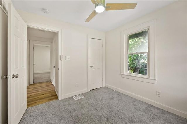 902 S CRISP Avenue, Independence, MO 64054