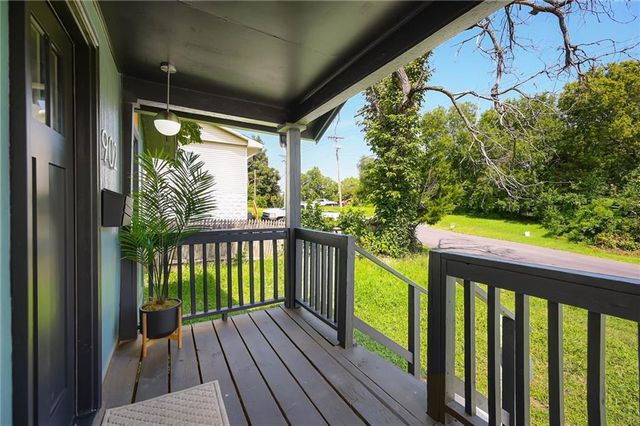 902 S CRISP Avenue, Independence, MO 64054