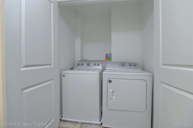 3142 JOHANNA WARE W, Wixom, MI 48393