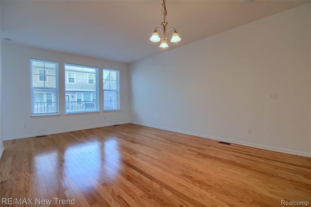 3142 JOHANNA WARE W, Wixom, MI 48393