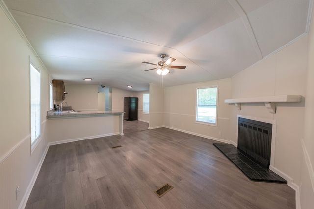 11715 HWY 194 HWY, Oakland, TN 38060