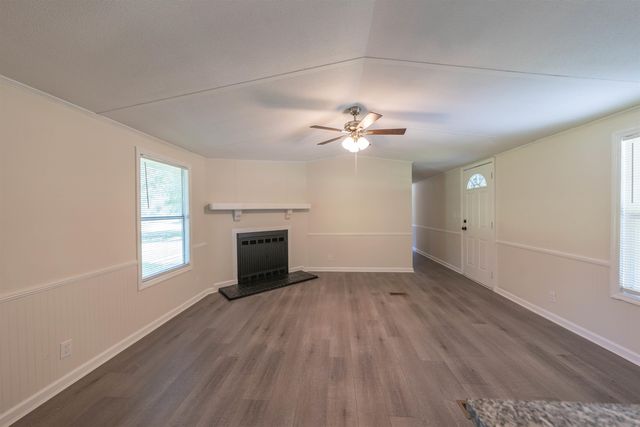 11715 HWY 194 HWY, Oakland, TN 38060