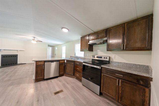 11715 HWY 194 HWY, Oakland, TN 38060