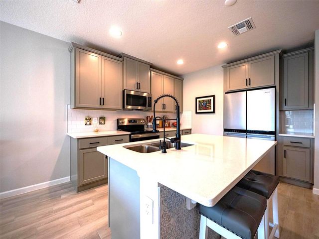 391 CAPE HONEYSUCKLE PLACE, Sanford, FL 32771