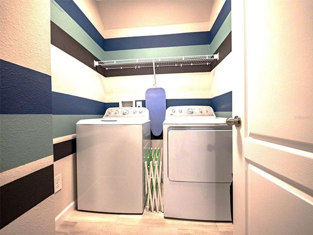 391 CAPE HONEYSUCKLE PLACE, Sanford, FL 32771