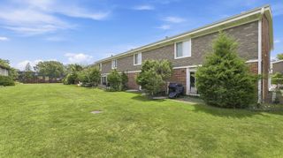 2 Cour Masson, Palos Hills, IL 60465