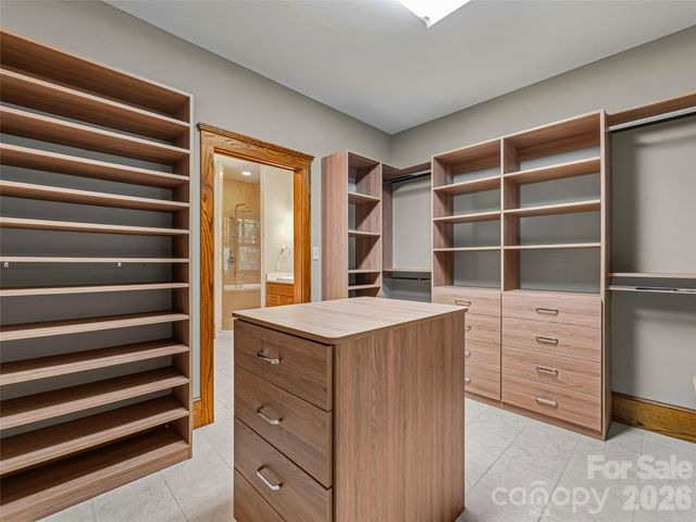 1606 Olmsted Drive, Asheville, NC 28803