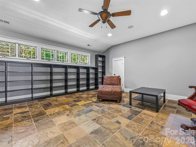 1606 Olmsted Drive, Asheville, NC 28803