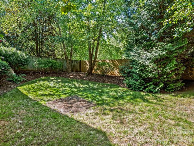 1606 Olmsted Drive, Asheville, NC 28803