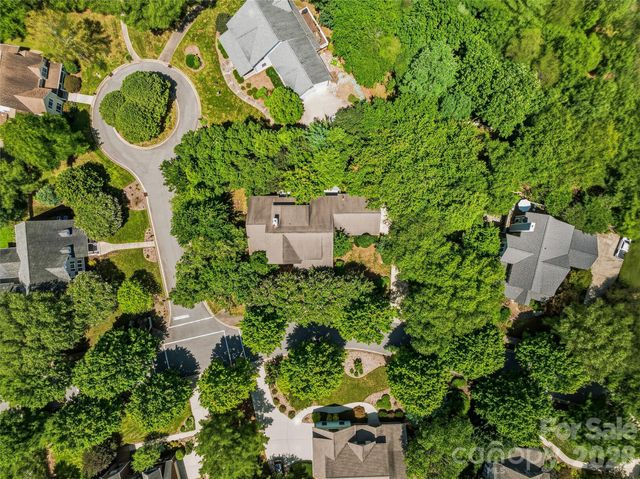 1606 Olmsted Drive, Asheville, NC 28803
