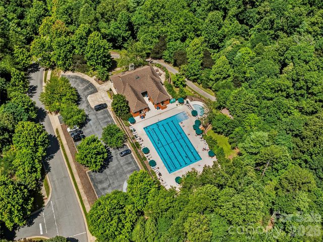 1606 Olmsted Drive, Asheville, NC 28803