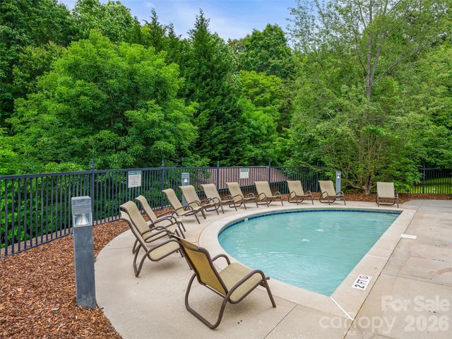 1606 Olmsted Drive, Asheville, NC 28803