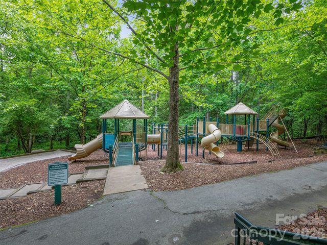 1606 Olmsted Drive, Asheville, NC 28803
