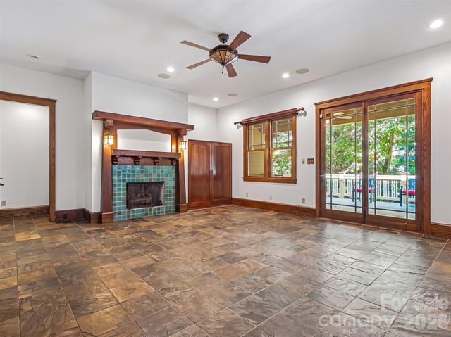 1606 Olmsted Drive, Asheville, NC 28803