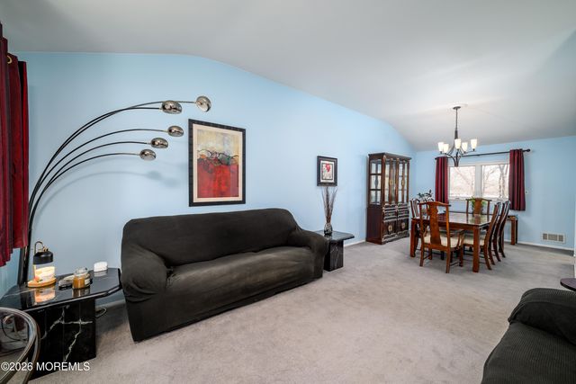 43 Westbrook Road, Howell, NJ 07731