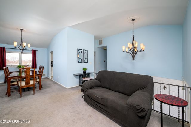 43 Westbrook Road, Howell, NJ 07731