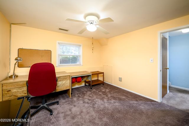 43 Westbrook Road, Howell, NJ 07731