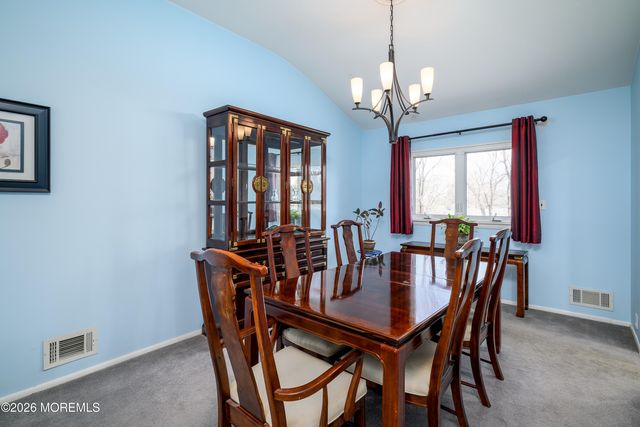 43 Westbrook Road, Howell, NJ 07731