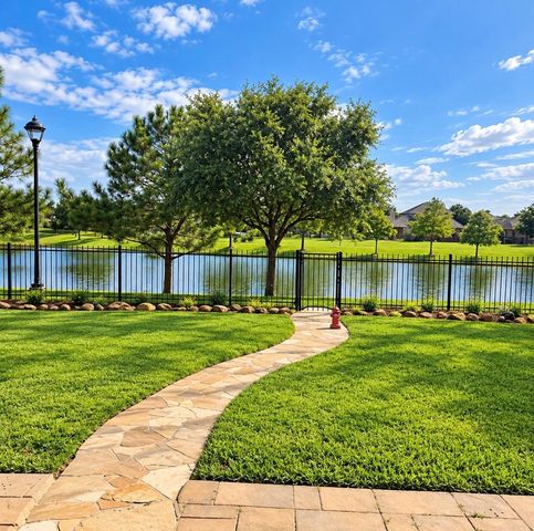 8519 E Windhaven Terrace Trail, Cypress, TX 77433