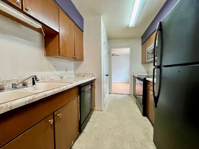 280 S Hill Avenue B102, Fayetteville, AR 72701