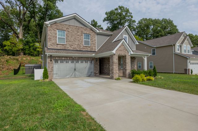 1071 Ross Farms Blvd, Clarksville, TN 37043