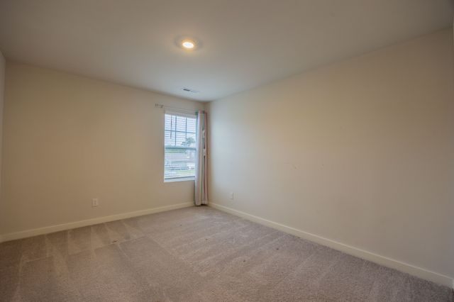 1071 Ross Farms Blvd, Clarksville, TN 37043