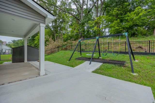 1071 Ross Farms Blvd, Clarksville, TN 37043