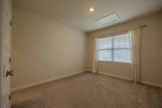 1071 Ross Farms Blvd, Clarksville, TN 37043