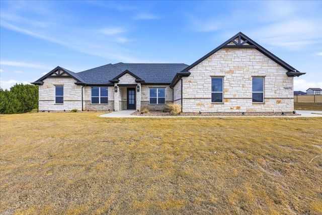 204 Martin Drive, Granbury, TX 76049