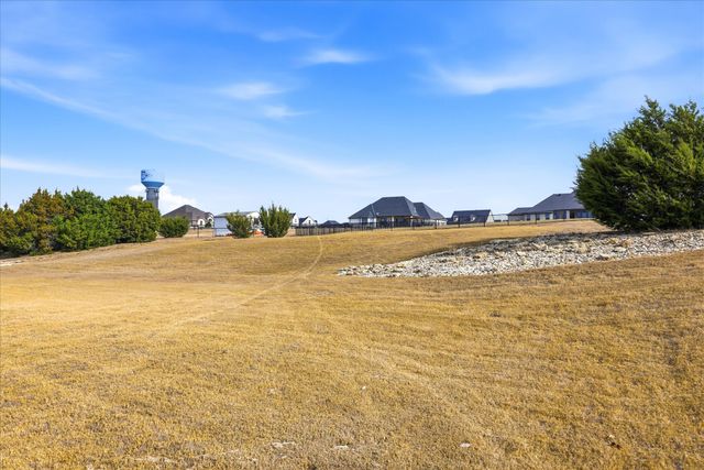 204 Martin Drive, Granbury, TX 76049